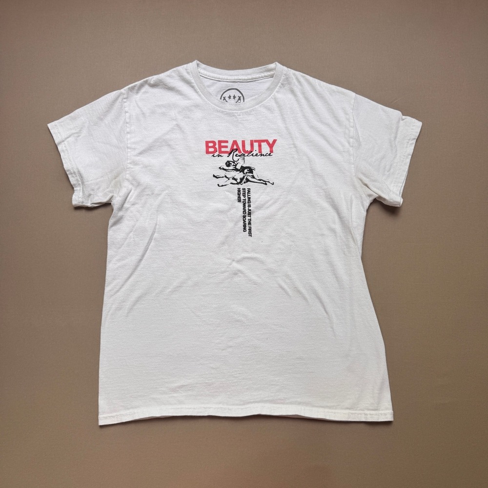 CVLA Beauty in Resilience Graphic‎ Tee White Cherub Cross T-Shirt Mens M